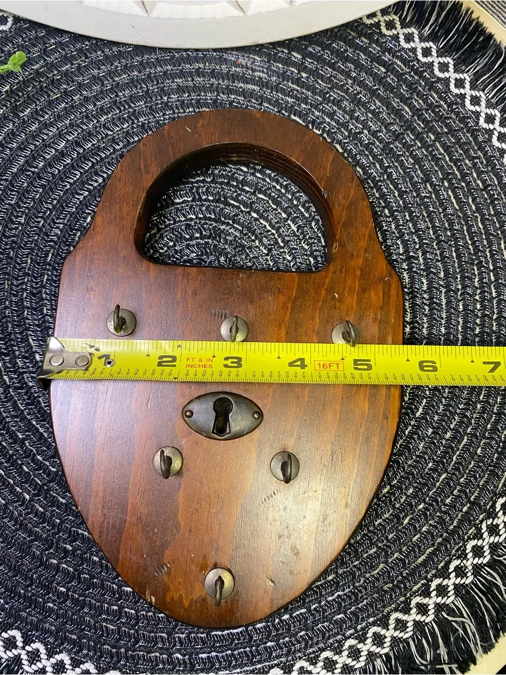Vintage Three Mountaineers Brown‎ Wooden Key Holder